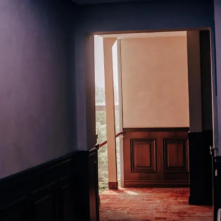 מלון White Dream 4*