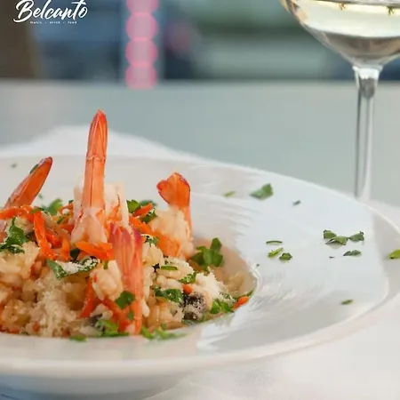 White Dream מלון טיראנה