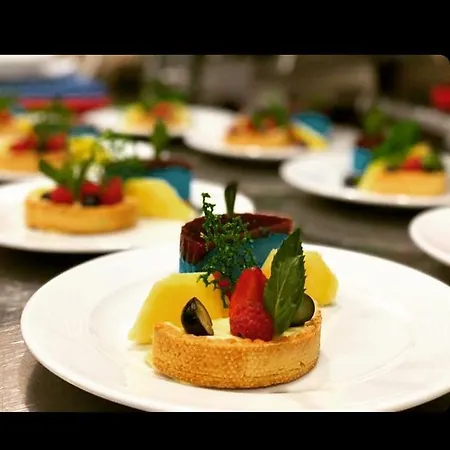 White Dream 4* Tirana